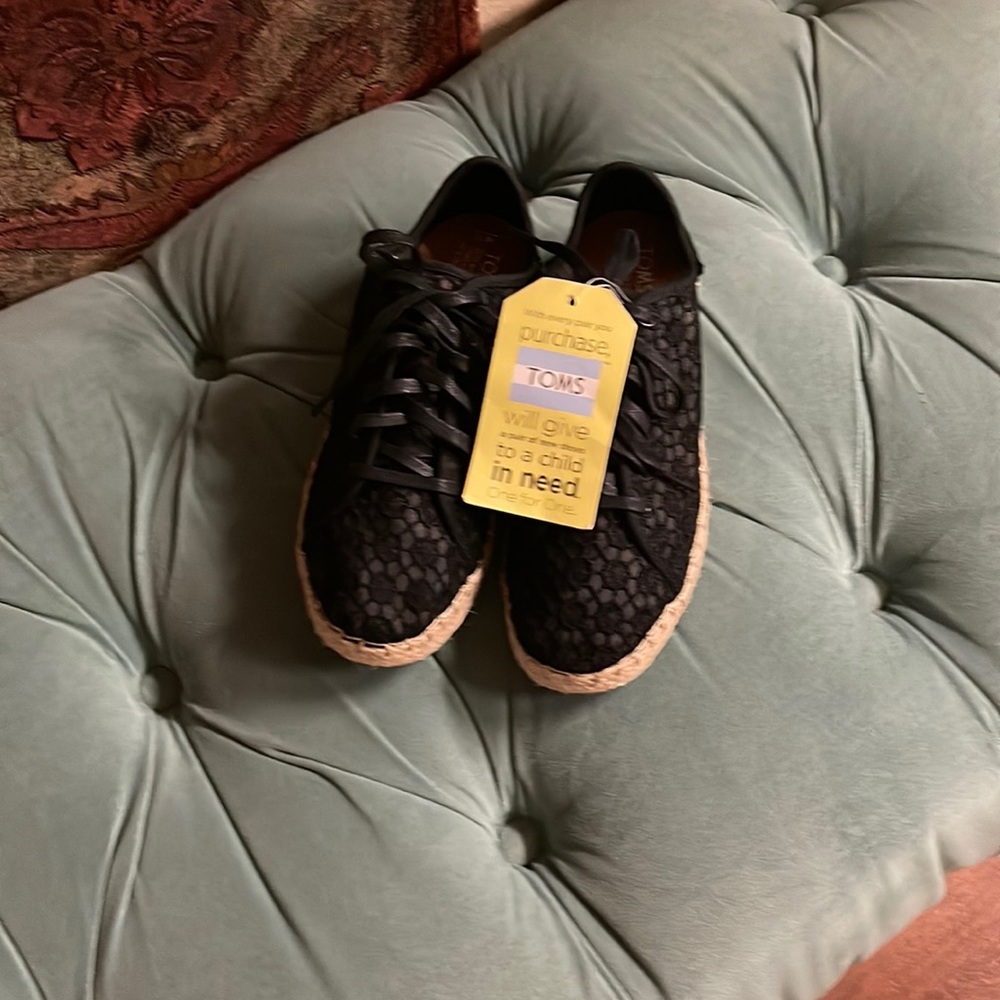 Tom shoes